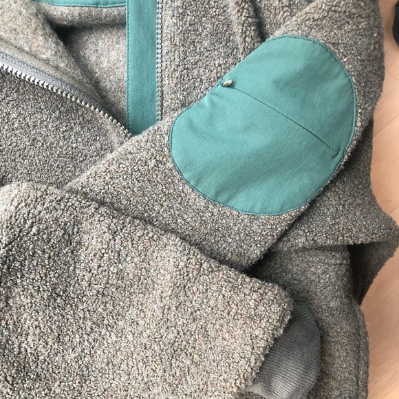 Outdoor Voices MegaFleece Half-Zip Hoodie in Vine - Picture 5 of 8